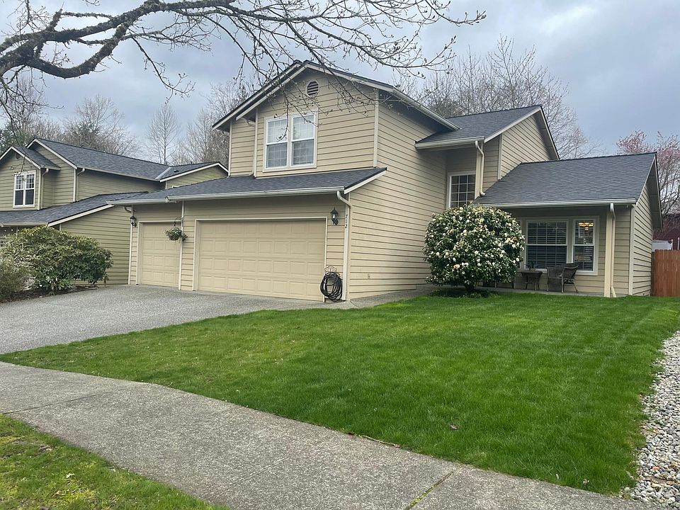 1st image of 712 123rd Ave NE