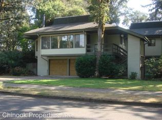 1835 Tabor St, Eugene, OR 97401