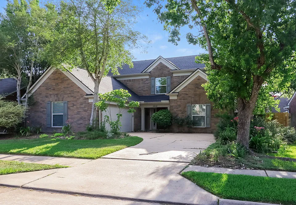 5619 Sage Manor Dr