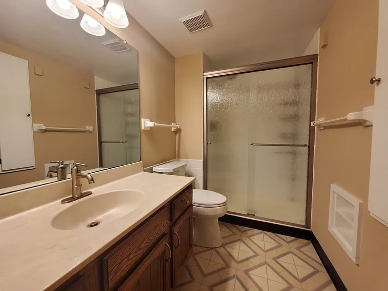 2517 Cedar Hills Dr — Photo 21