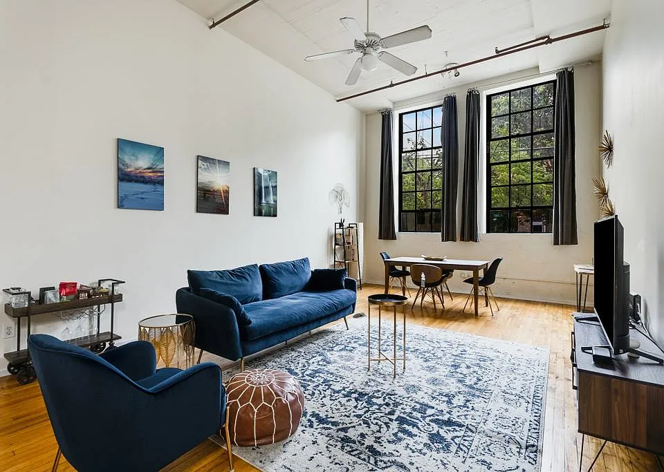 19 Hilliard St SE #10