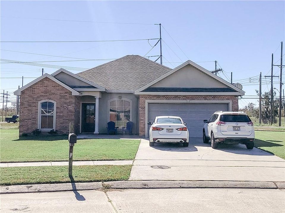 1st image of 2937 Monica Ln