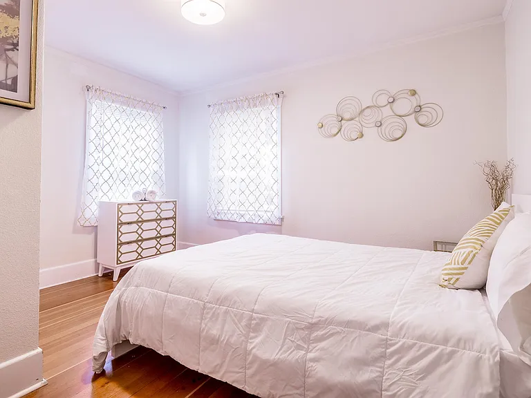 4513 NE 13th Ave — Photo 11