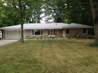 1839 E Pontaluna Rd, Spring Lake, MI 49456