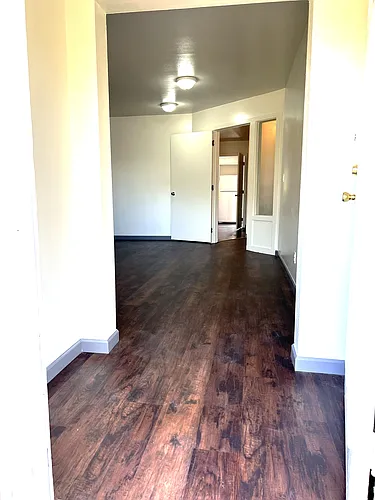 404 Whitworth Ave S Photo 1
