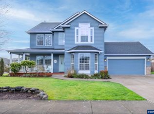 780 Mountain River Dr, Lebanon, OR 97355