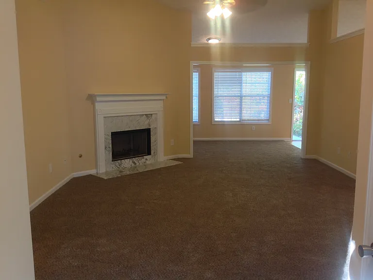 360 Princeton Way — Photo 2