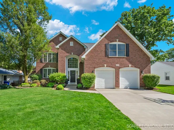 611 Wakeman Ave, Wheaton, IL 60187