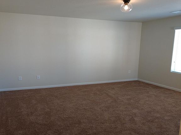property_10-2019_Master Bed_12182019