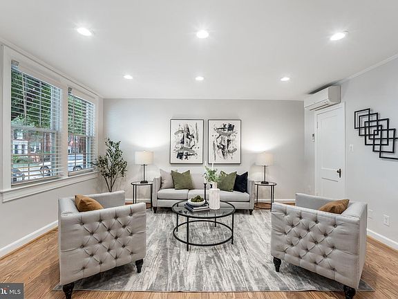 2nd image of 2600 16th St S APT 687