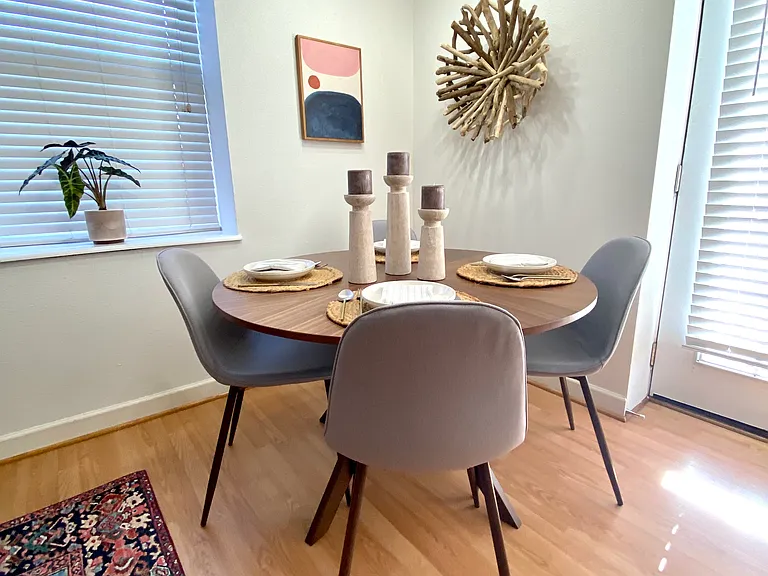 5696 Kingsbury Ave #402 — Photo 8