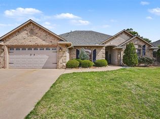 809 Candace Ln, Altus, OK 73521