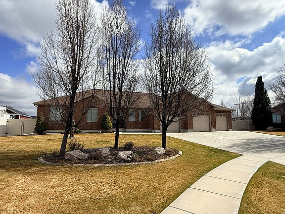 2nd image of 1492 N 1615 W