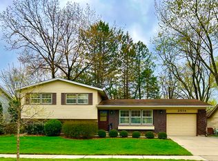 2514 N Walnut Ave, Arlington Heights, IL 60004