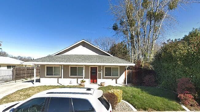 1st image of 1916 Devon Ave