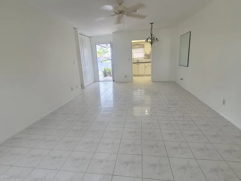 2805 Crosley Dr E #E — Photo 14
