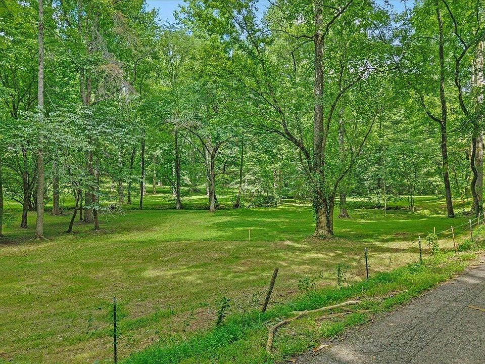 1st image of 0 Brunner Rd