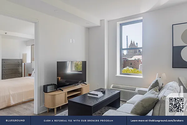 Rented by The Blueground | media 4