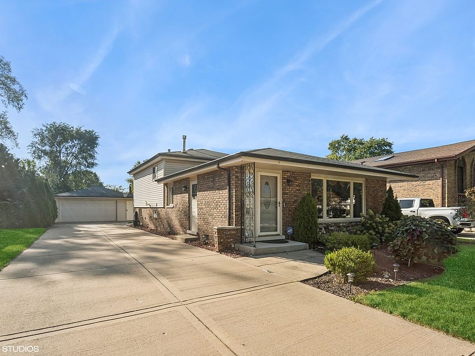 1st image of 9136 Moody Ave