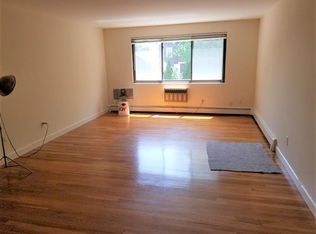 109 Oxford St APT 8, Arlington, MA 02474