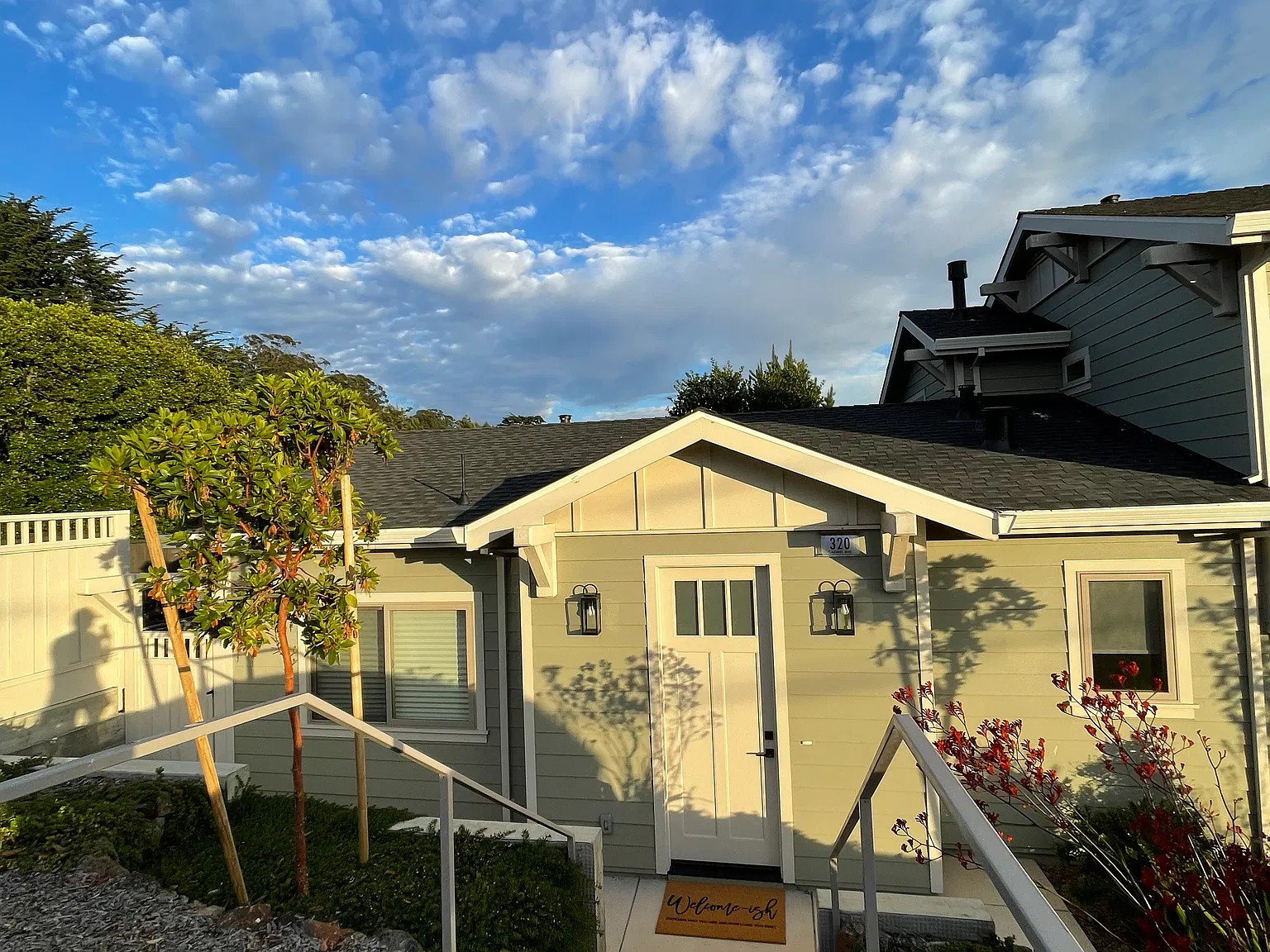 2 bed, 790 sqft, $4,500 — Photo 1
