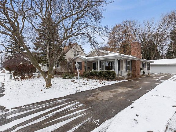 4th image of 728 Malzahn St