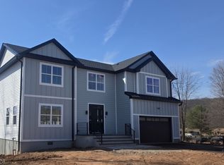 15 Walker Avenue, West Milford, NJ