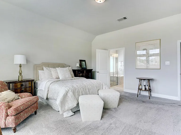8126 Silverspot Ln — Photo 26