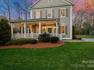 3013 Mountainbrook Rd, Charlotte, NC 28210