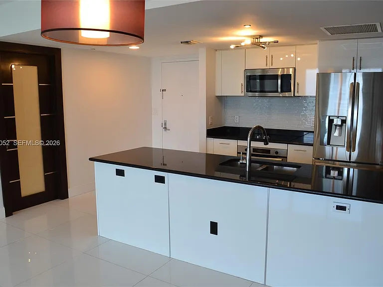 50 Biscayne Blvd #1408 — Photo 13