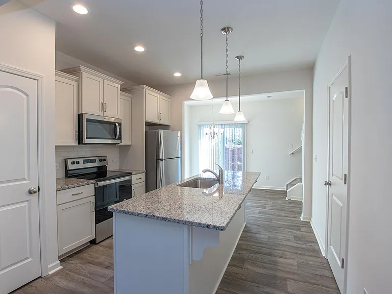 8579 Forest Point Rd NW — Photo 6