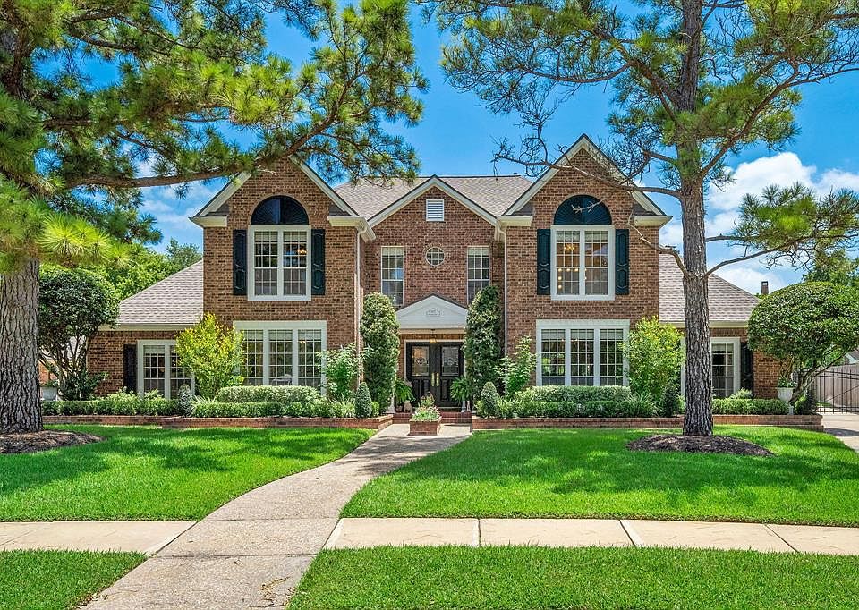 1st image of 3107 E Hickory Park Cir