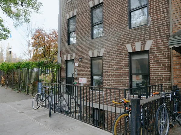 176 Bayard Street image 10 of 10