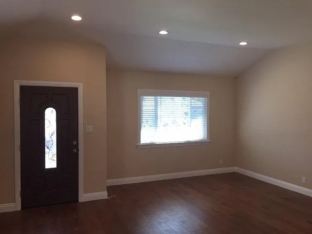 FRONT DOOR ENTRY