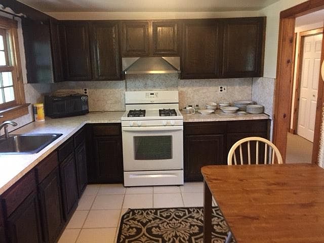 1st image of 75 Gainsborg Ave E #2nd