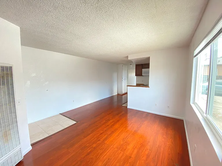 4575 Oregon St #1 — Photo 3