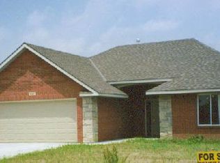 660 Prairie Parkway Ct, Benton, KS 67017