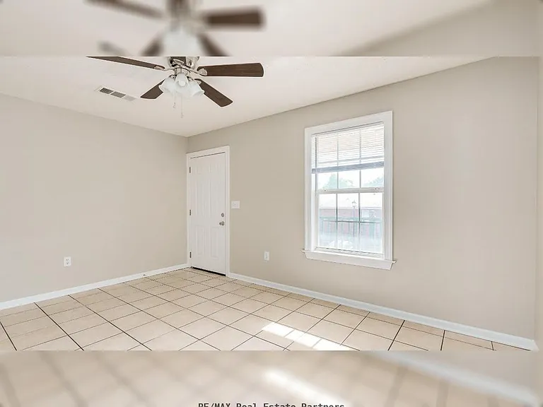 2503 W 7th St #22 — Photo 3