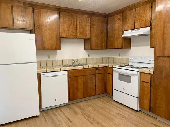 Gabilan 1511, 1511 Gabilan Dr #2, Hollister, CA 95023