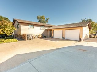 1308 W H St, McCook, NE 69001
