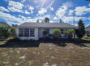 211 Rickenbacker Dr, Sun City Center, FL 33573