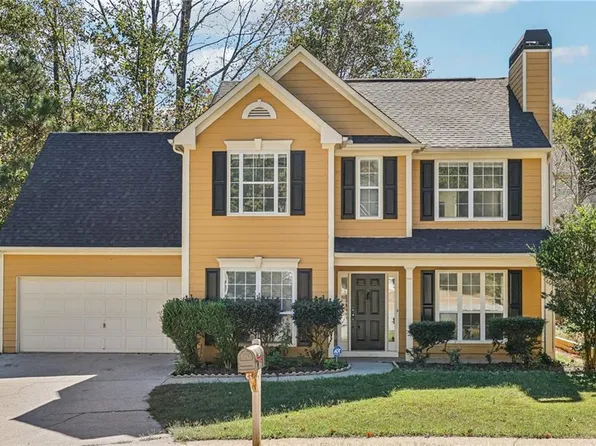 390 Manor Glen Dr, Suwanee, GA 30024