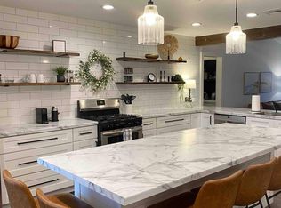 1210 W Austin St, Broken Arrow, OK 74011