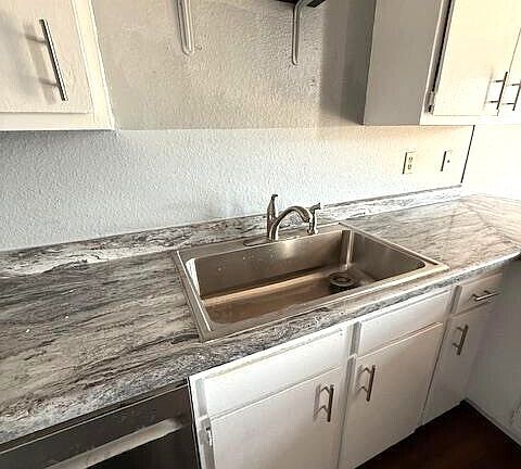 5th image of 7659 Misty Meadow Dr