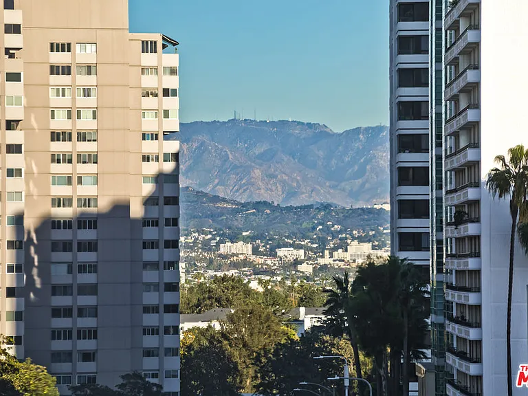 10445 Wilshire Blvd #905 — Photo 19
