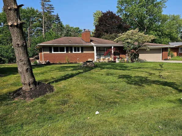 28071 Ridgebrook Rd, Farmington Hills, MI 48334