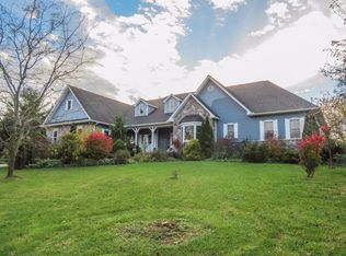 7353 Jennings Rd, Whitmore Lake, MI 48189