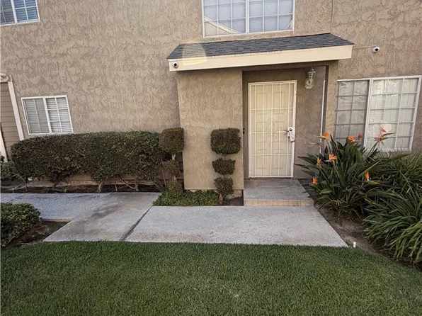 7451 Skyline Dr, Stanton, CA 90680