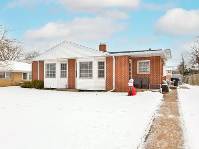 3819 North Main STREET, Racine, WI, 53402