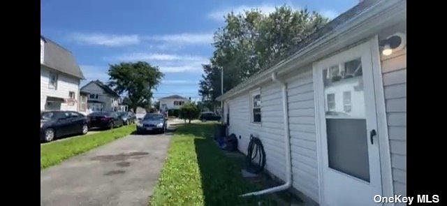2nd image of 18 Carey Pl